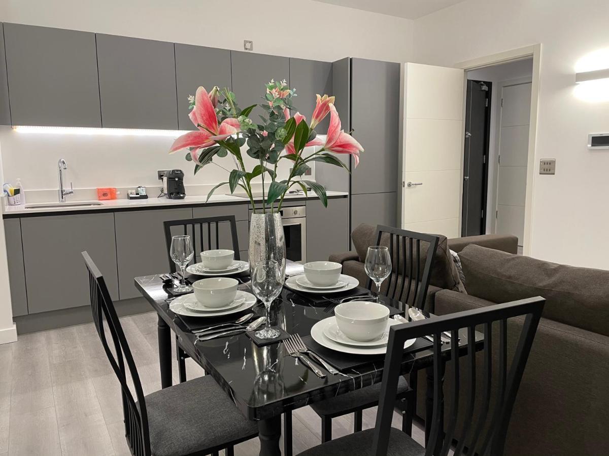 The Atrium Apartamento Milton Keynes Exterior foto
