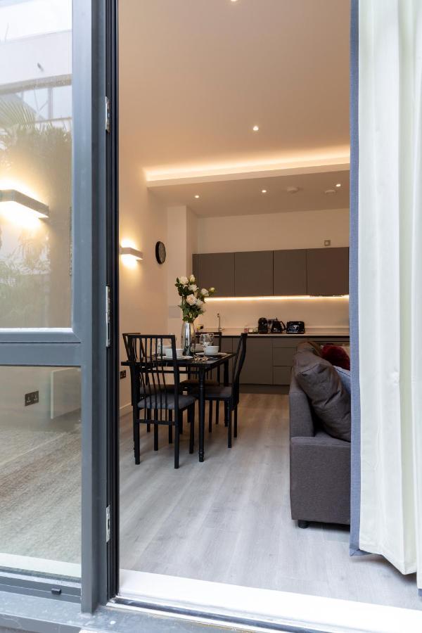 The Atrium Apartamento Milton Keynes Exterior foto